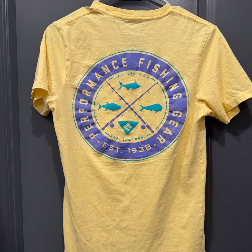 Columbia tee